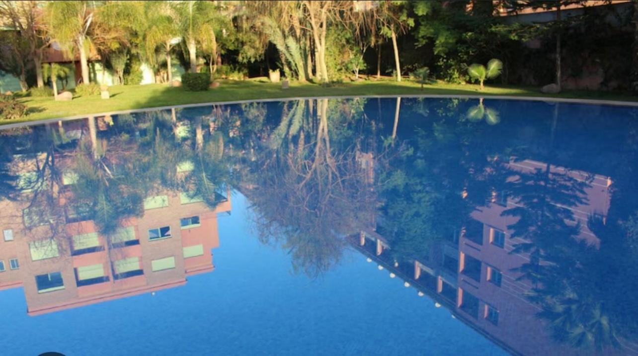 Logement De Luxe Avec Piscine, Hivernage Marrakesh Exterior foto